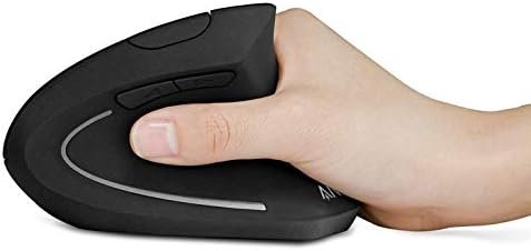 review-2-9 Top view of the Anker mouse showing the DPI button and scroll wheel